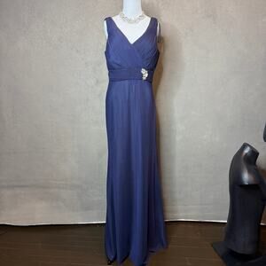 Navy Pleated V-Neck Maxi Gown Crystal Brooch Formal Evening Dress S/M